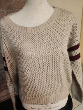 Taylor & Sage Open Knit Cropped Sweater Varsity Stripe Sleeve Beige L